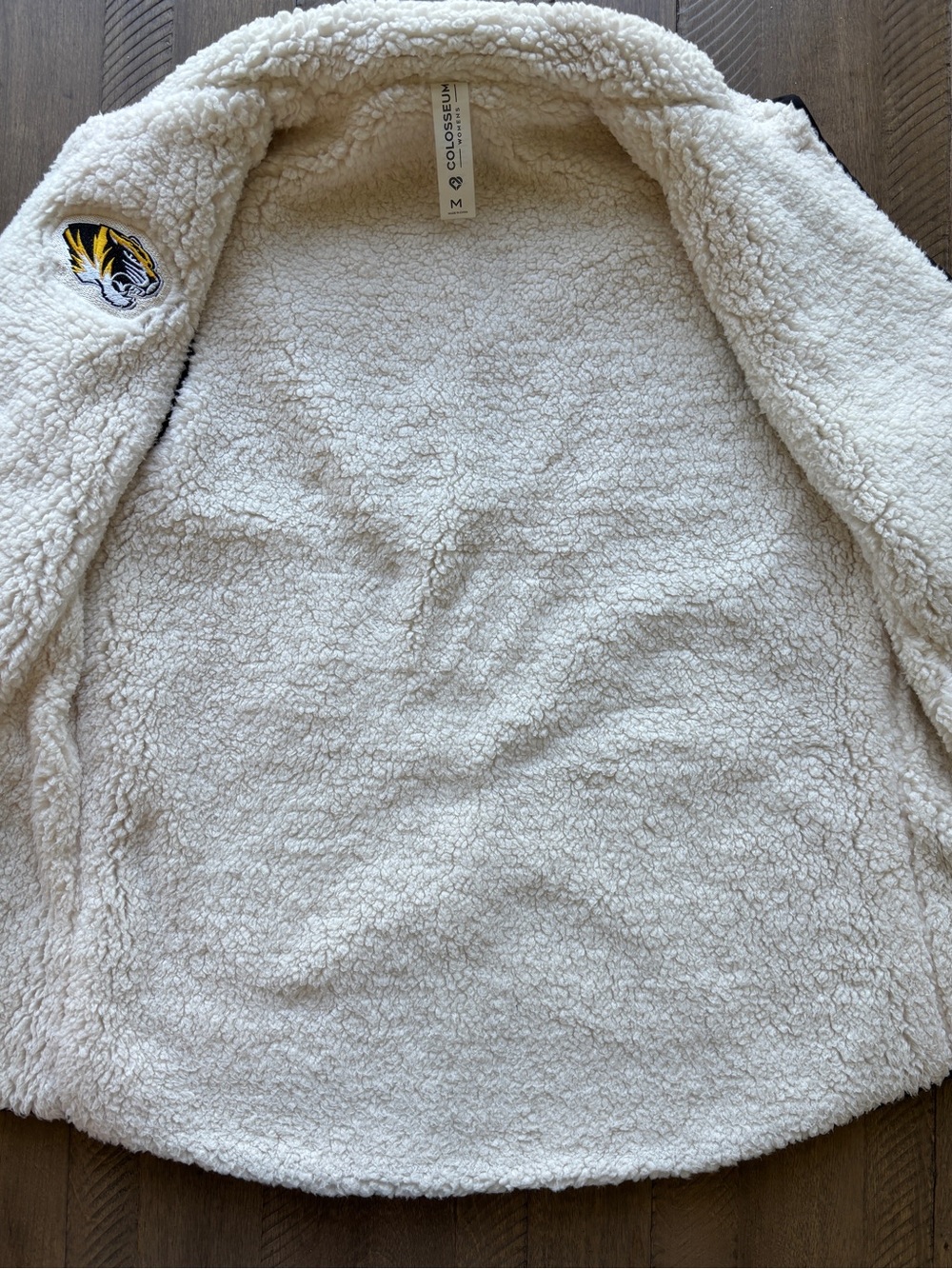 Women's Black Quilted Sherpa-Lined Vest with Mizzou Tiger Logo - Picture 7 of 8